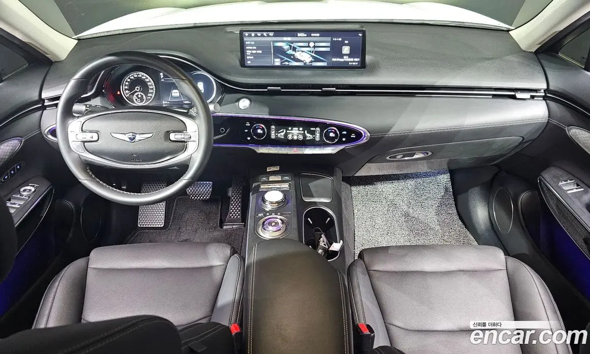 Genesis GV70 2023 2.5 автомат (гидро), фото 10 Genesis GV70 2023 2.5 автомат (гидро), фото 10