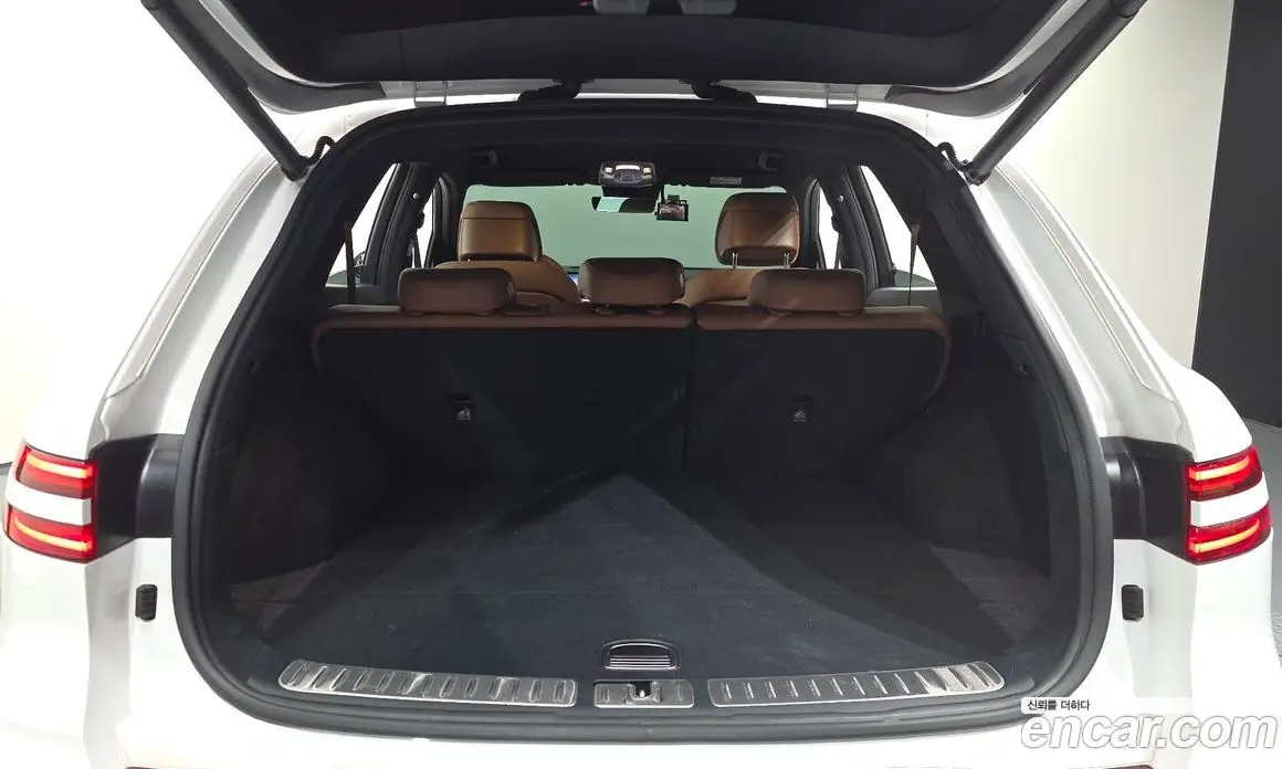 Genesis GV70 2024 2.5 автомат (гидро), фото 26 Genesis GV70 2024 2.5 автомат (гидро), фото 26