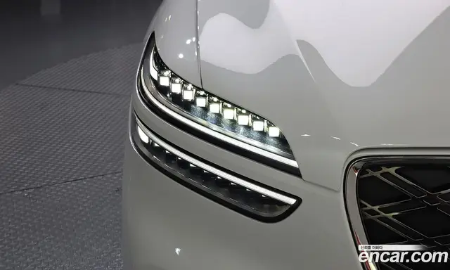 Genesis GV70 2024 2.5 автомат (гидро), миниатюра 8 Genesis GV70 2024 2.5 автомат (гидро), миниатюра 8