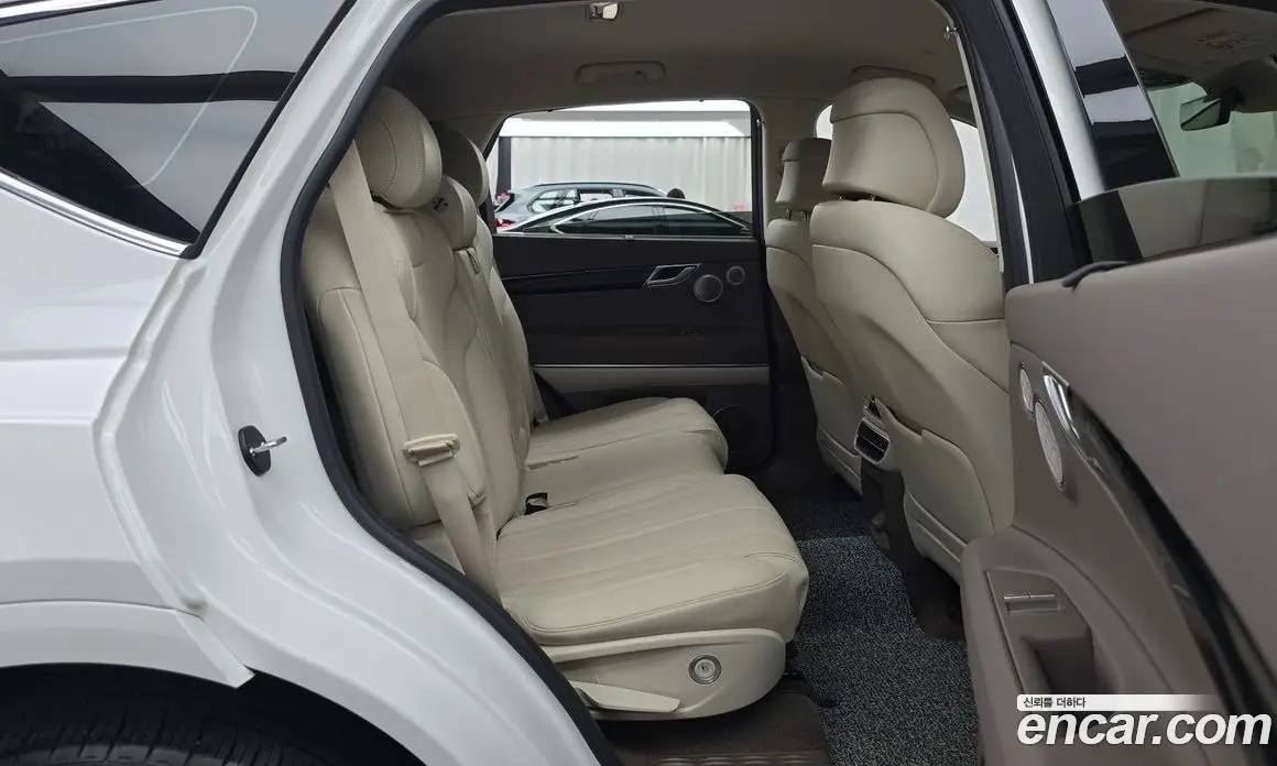 Genesis GV80 2022 2.5 автомат (гидро), фото 17 Genesis GV80 2022 2.5 автомат (гидро), фото 17
