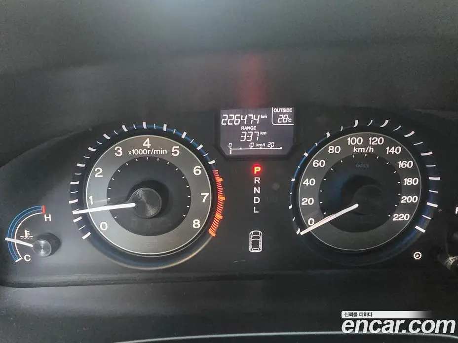 Honda Odyssey 2013 3.5 автомат (гидро), фото 10 Honda Odyssey 2013 3.5 автомат (гидро), фото 10