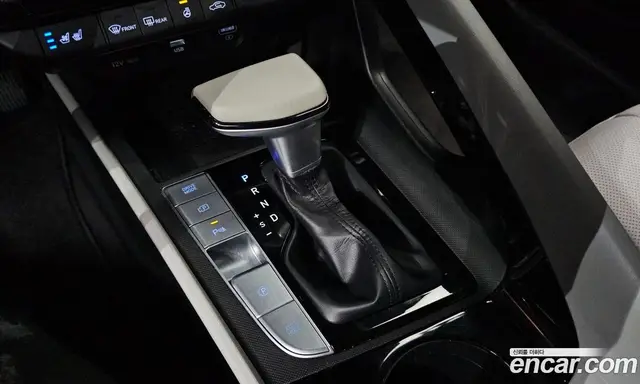 Hyundai Avante 2021 1.6 автомат (гидро), миниатюра 12