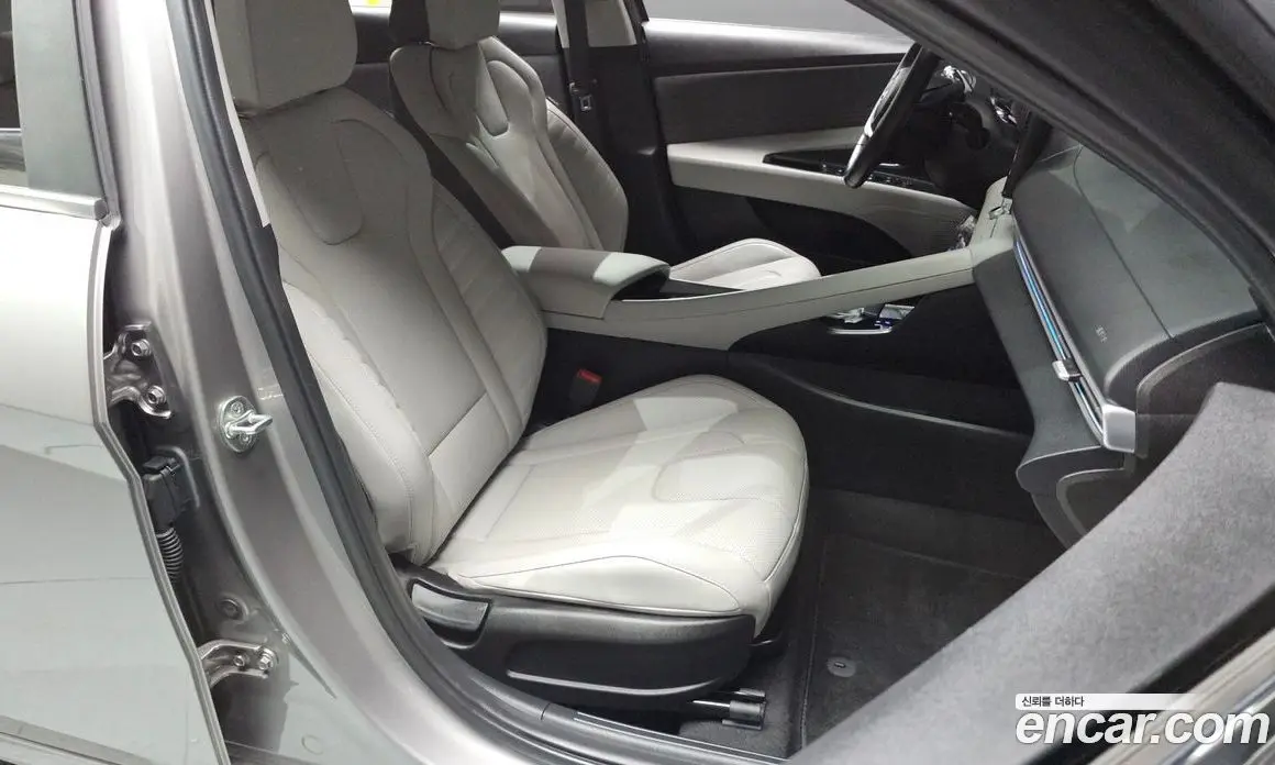 Hyundai Avante 2021 1.6 автомат (гидро), фото 18 Hyundai Avante 2021 1.6 автомат (гидро), фото 18