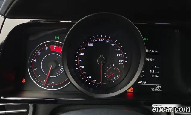 Hyundai Avante 2023 1.6 автомат (гидро), миниатюра 11