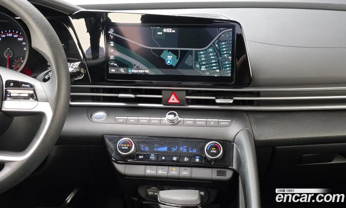 Hyundai Avante 2023 1.6 автомат (гидро), фото 20