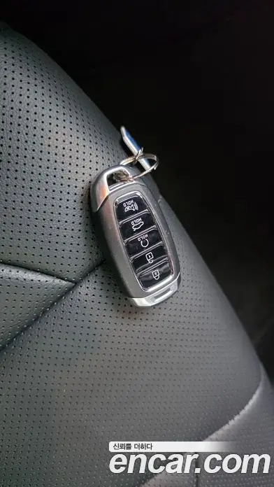 Hyundai Avante 2023 1.6 автомат (гидро), фото 30