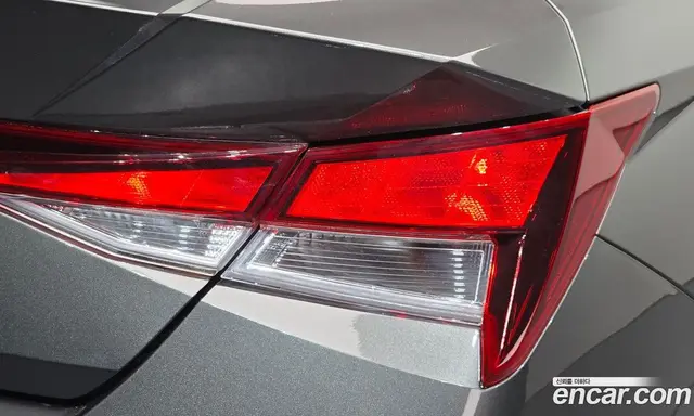 Hyundai Avante 2023 1.6 автомат (гидро), миниатюра 9