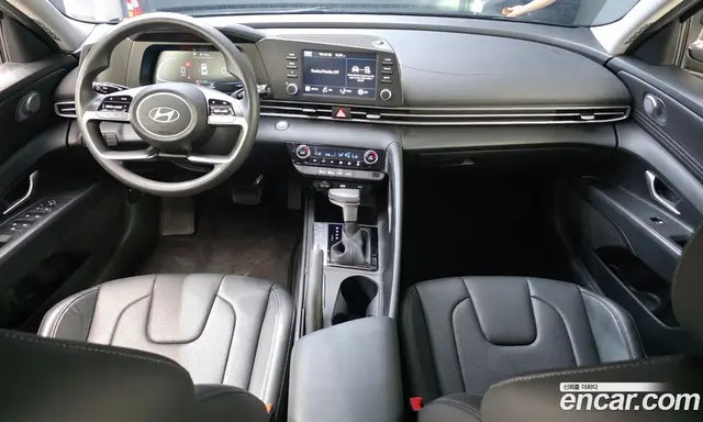 Hyundai Avante 2023 1.6 автомат (гидро), миниатюра 10