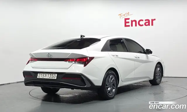 Hyundai Avante 2024 1.6 автомат (гидро), миниатюра 1