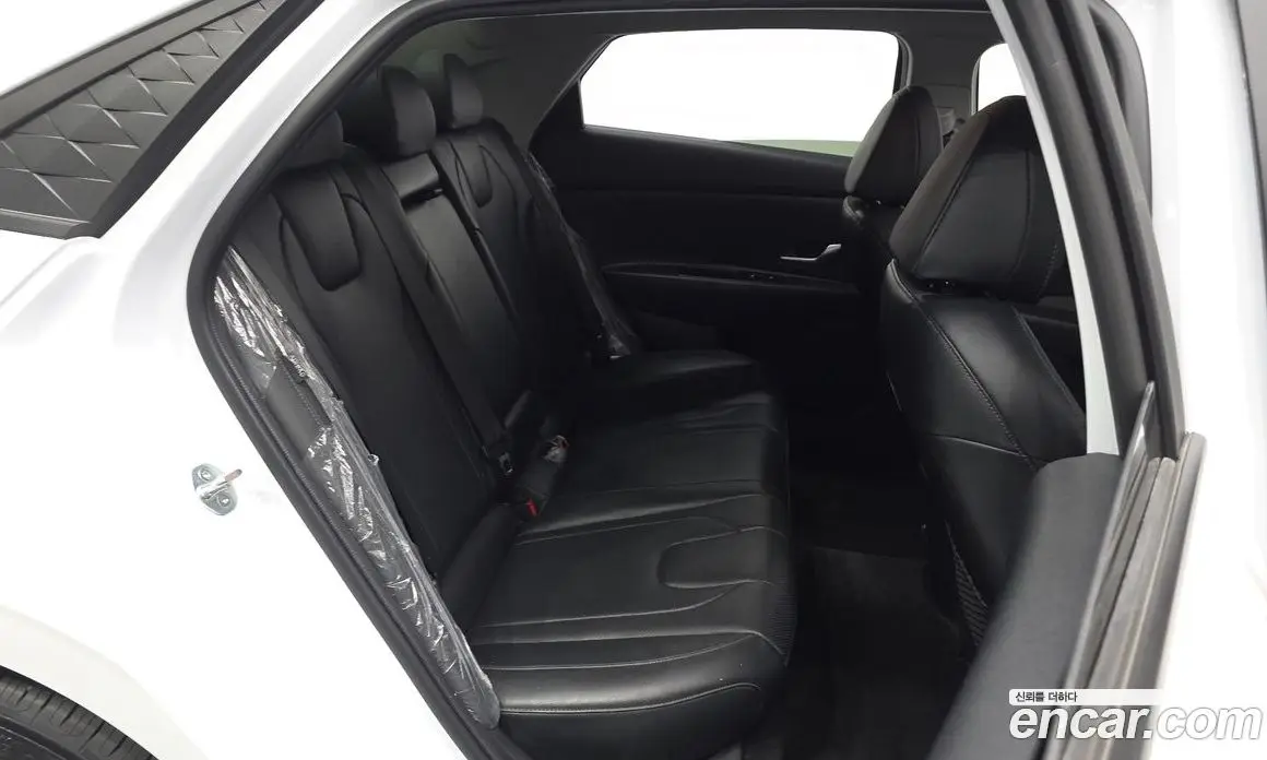 Hyundai Avante 2024 1.6 автомат (гидро), фото 16