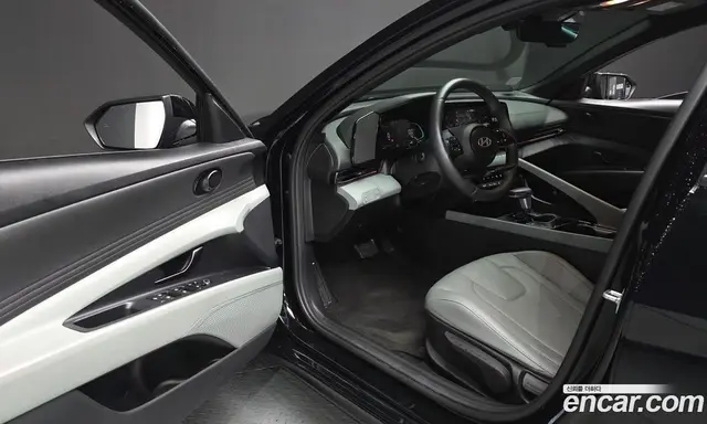 Hyundai Avante 2025 1.6 автомат (гидро), миниатюра 10 Hyundai Avante 2025 1.6 автомат (гидро), миниатюра 10