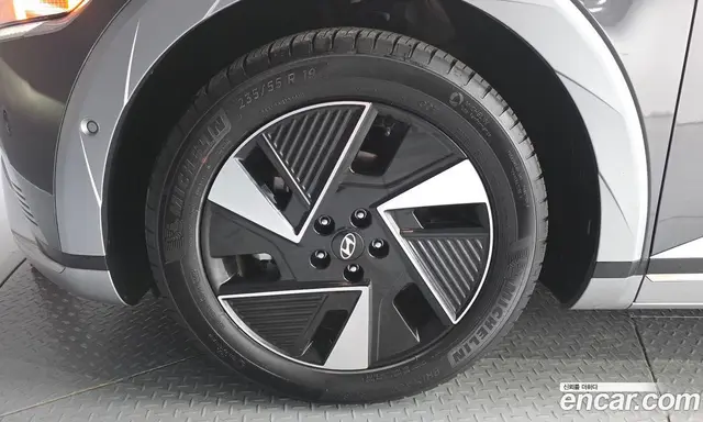 Hyundai Ioniq 5 2024 0.1 автомат (гидро), миниатюра 4 Hyundai Ioniq 5 2024 0.1 автомат (гидро), миниатюра 4
