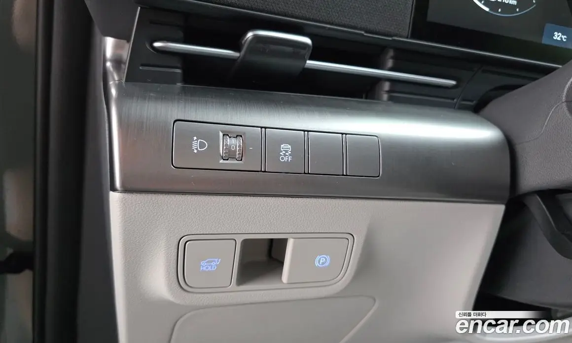 Hyundai Kona 2023 1.6 автомат (гидро), фото 13