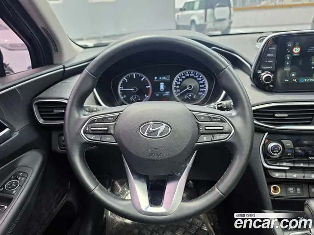Hyundai Santa Fe 2018 2.0 автомат (гидро), миниатюра 5