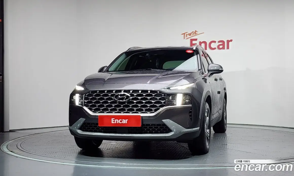 Hyundai Santa Fe 2022 2.2 автомат (гидро), фото 3 Hyundai Santa Fe 2022 2.2 автомат (гидро), фото 3