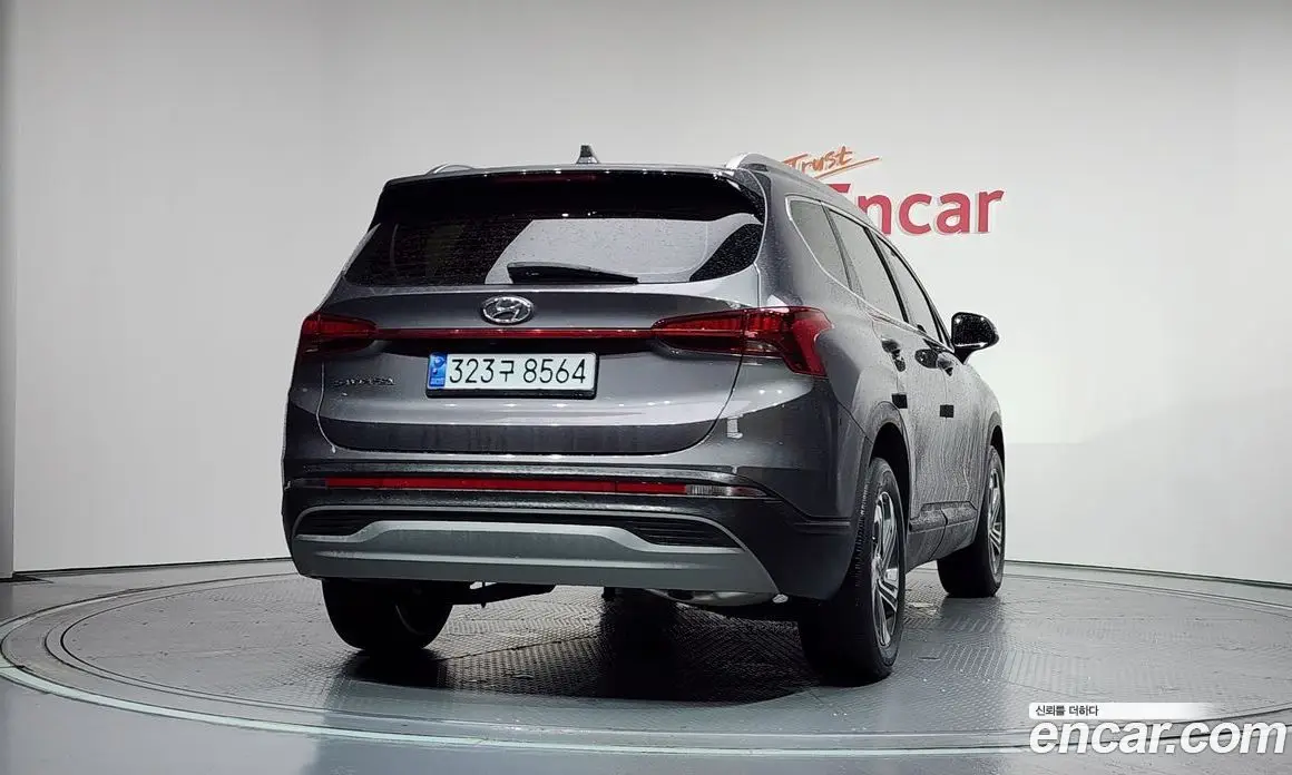 Hyundai Santa Fe 2022 2.2 автомат (гидро), фото 4 Hyundai Santa Fe 2022 2.2 автомат (гидро), фото 4