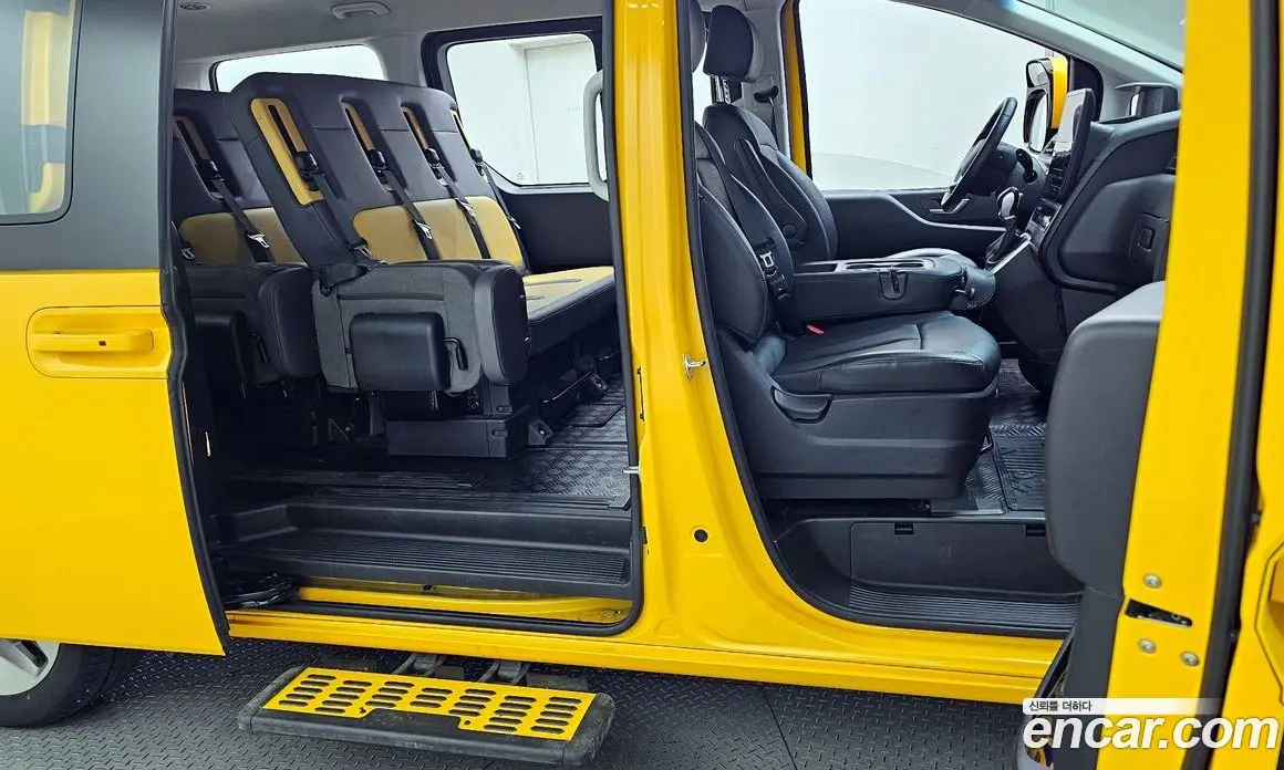 Hyundai Staria 2025 3.5 автомат (гидро), фото 19 Hyundai Staria 2025 3.5 автомат (гидро), фото 19