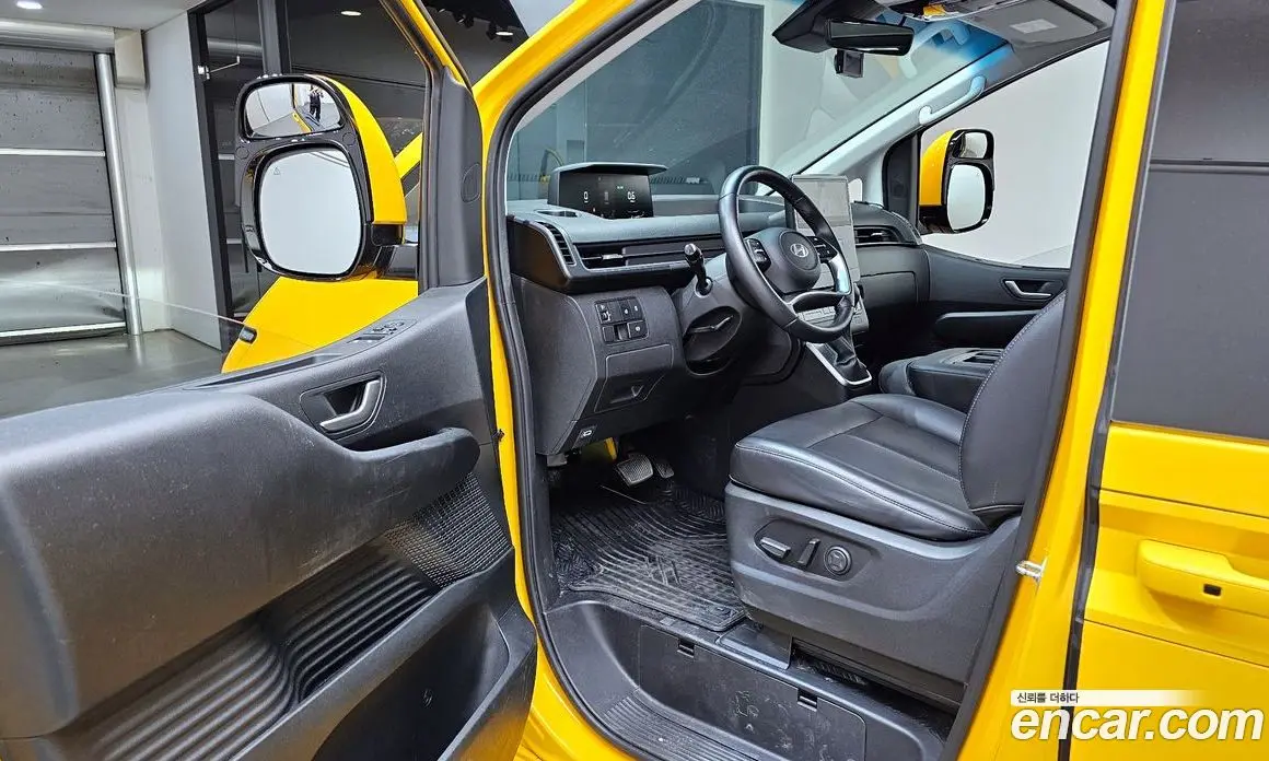 Hyundai Staria 2025 3.5 автомат (гидро), фото 10 Hyundai Staria 2025 3.5 автомат (гидро), фото 10