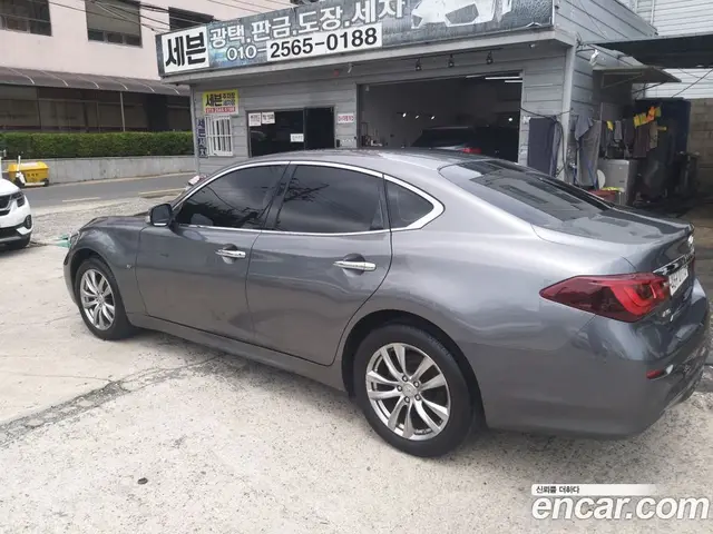 Infiniti Q70 2016 3.7 автомат (гидро), миниатюра 2 Infiniti Q70 2016 3.7 автомат (гидро), миниатюра 2
