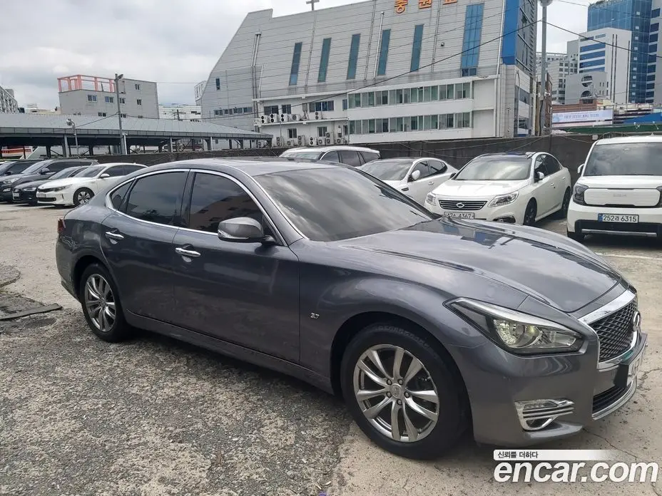 Infiniti Q70 2016 3.7 автомат (гидро), фото 19 Infiniti Q70 2016 3.7 автомат (гидро), фото 19