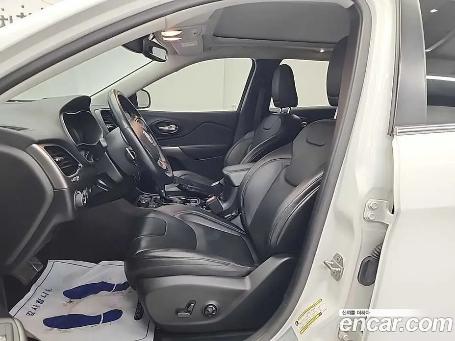 Jeep Cherokee 2021 2.4 автомат (гидро), фото 11 Jeep Cherokee 2021 2.4 автомат (гидро), фото 11