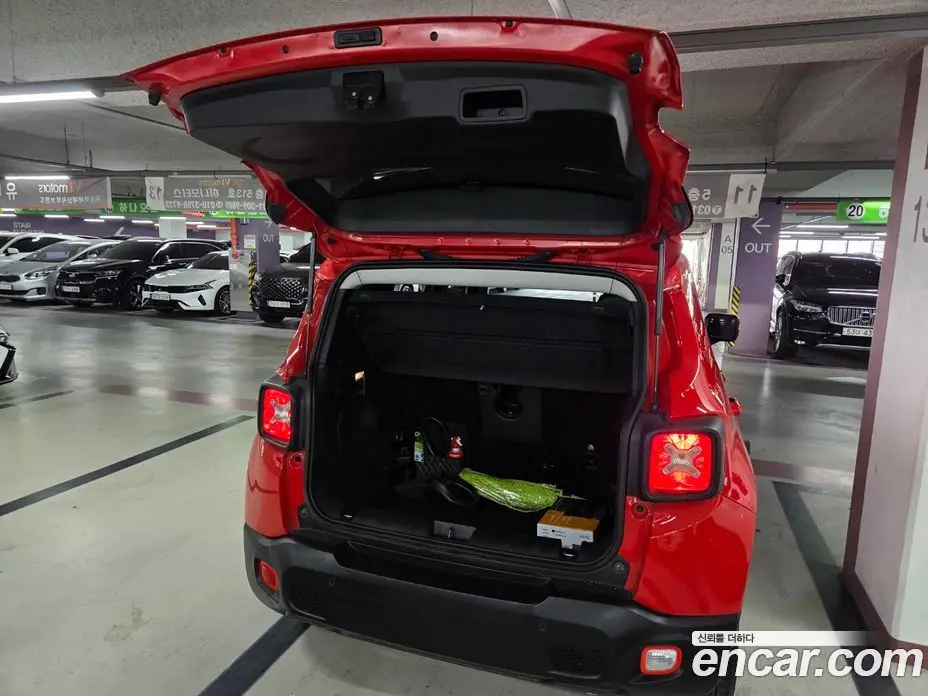 Jeep Renegade 2017 2.0 автомат (гидро), фото 19 Jeep Renegade 2017 2.0 автомат (гидро), фото 19