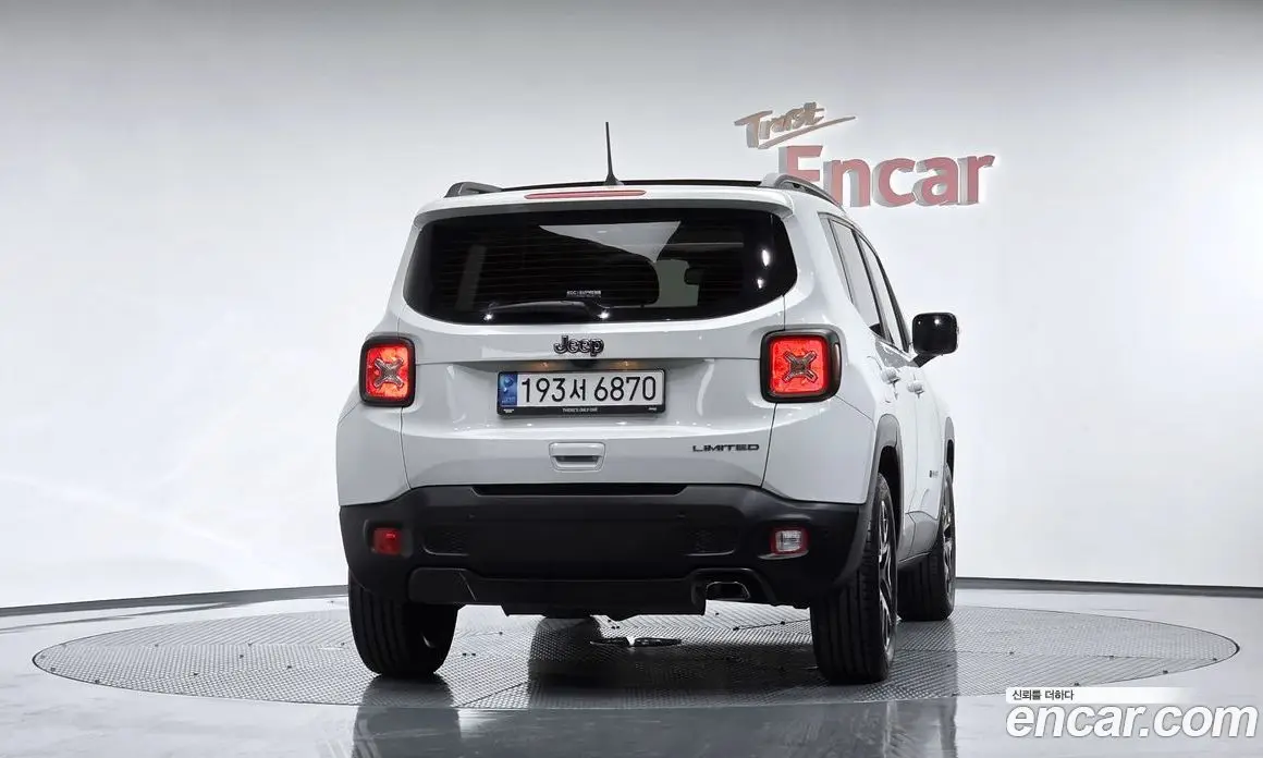 Jeep Renegade 2022 1.3 автомат (гидро), фото 3 Jeep Renegade 2022 1.3 автомат (гидро), фото 3