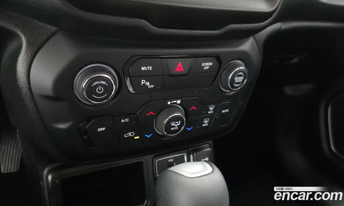 Jeep Renegade 2022 1.3 автомат (гидро), фото 25 Jeep Renegade 2022 1.3 автомат (гидро), фото 25