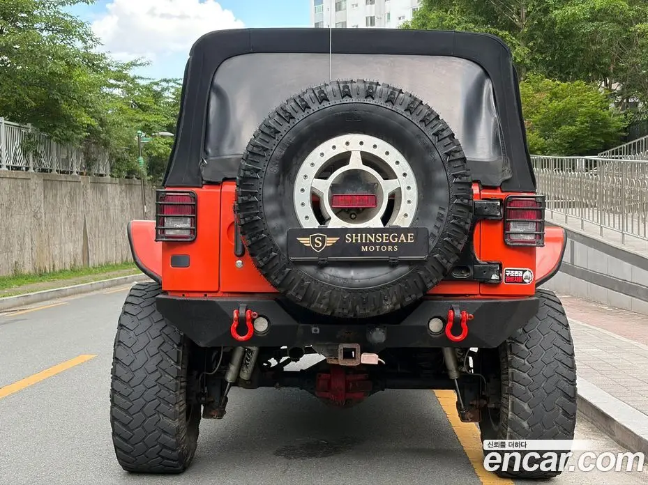 Jeep Wrangler 2012 2.8 автомат (гидро), фото 4 Jeep Wrangler 2012 2.8 автомат (гидро), фото 4