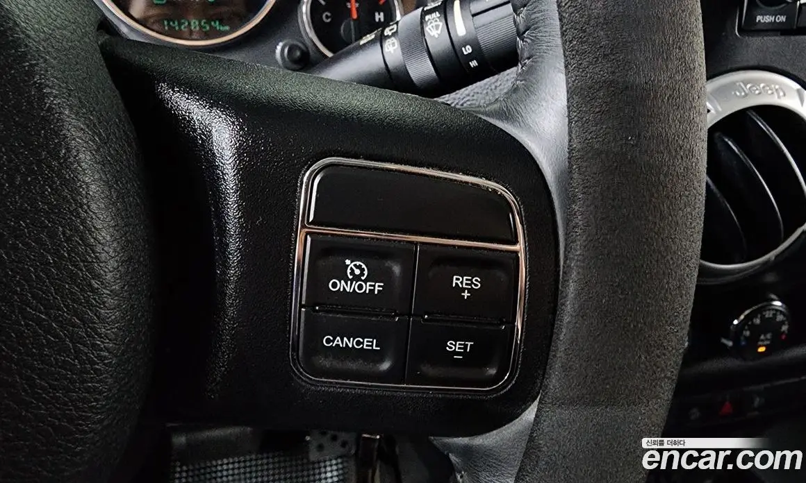 Jeep Wrangler 2017 3.6 автомат (гидро), фото 15 Jeep Wrangler 2017 3.6 автомат (гидро), фото 15
