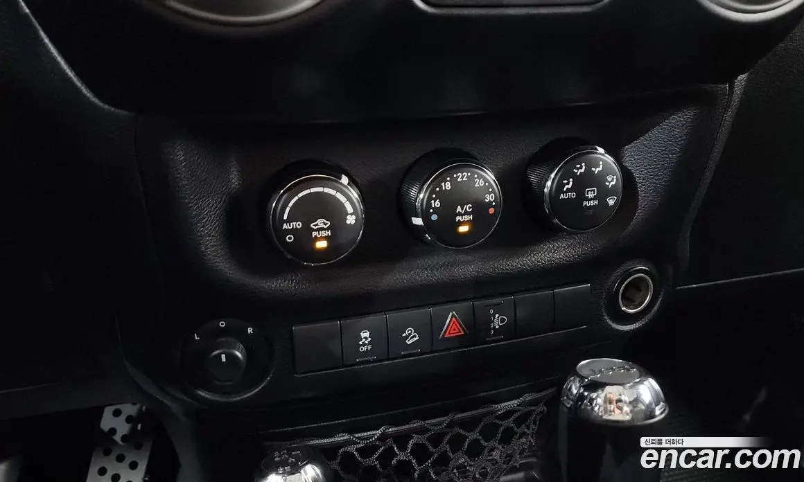 Jeep Wrangler 2017 3.6 автомат (гидро), фото 18 Jeep Wrangler 2017 3.6 автомат (гидро), фото 18