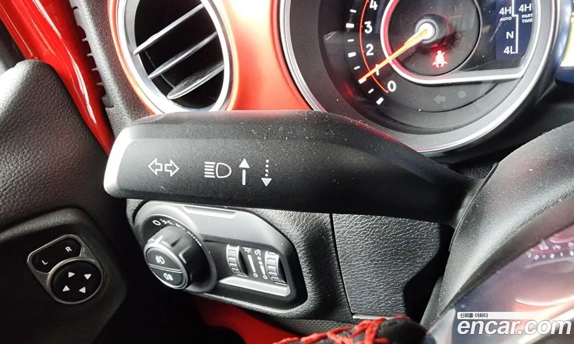 Jeep Wrangler 2021 2.0 автомат (гидро), фото 25 Jeep Wrangler 2021 2.0 автомат (гидро), фото 25