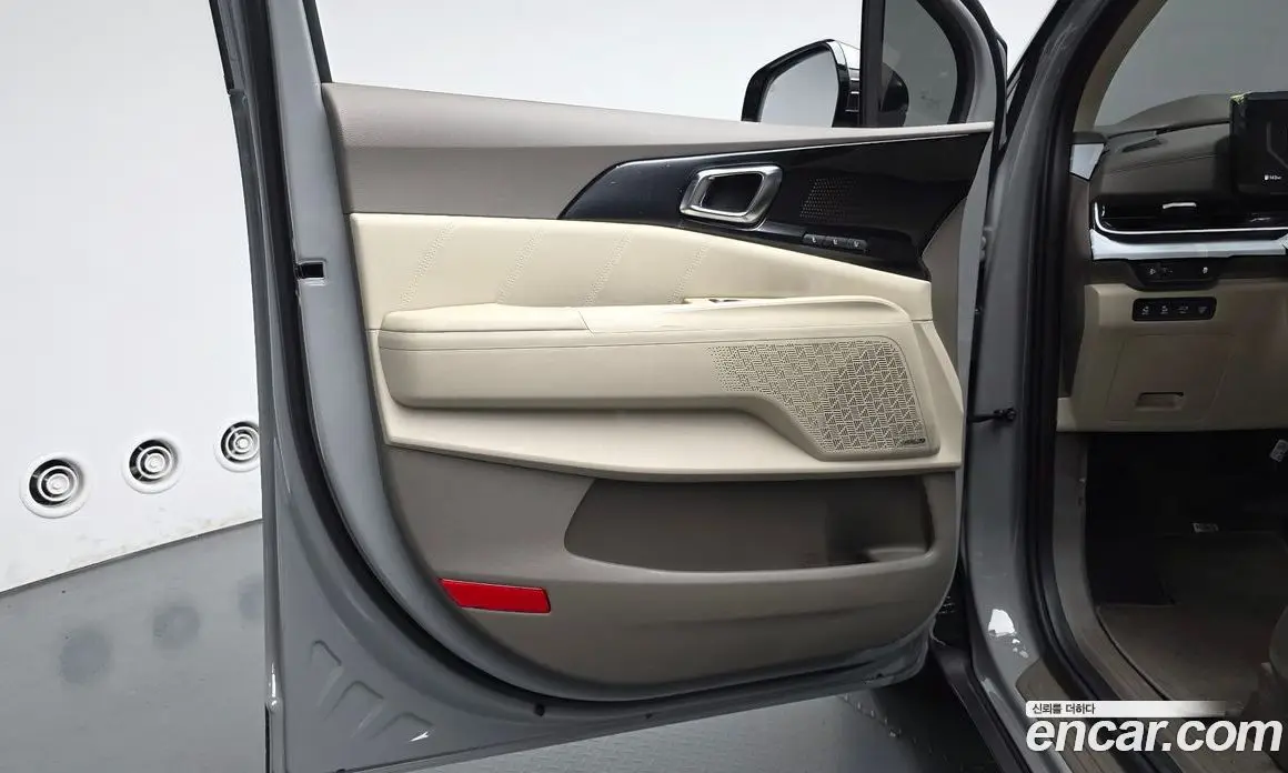 Kia Carnival 2024 2.2 автомат (гидро), фото 14 Kia Carnival 2024 2.2 автомат (гидро), фото 14