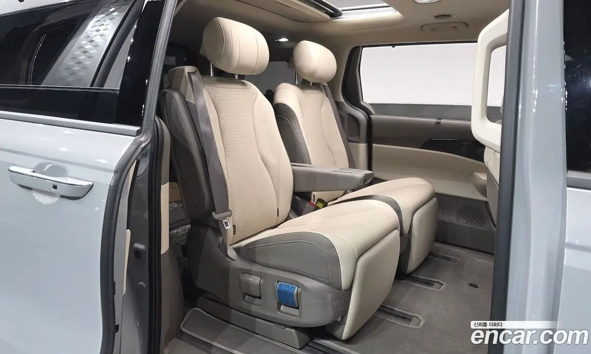 Kia Carnival 2024 2.2 автомат (гидро), фото 16 Kia Carnival 2024 2.2 автомат (гидро), фото 16