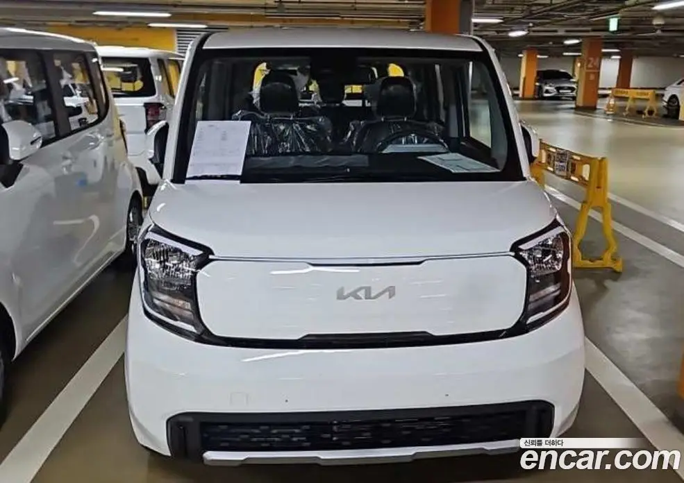 Kia Ray 2026 1.0 автомат (гидро), фото 1 Kia Ray 2026 1.0 автомат (гидро), фото 1