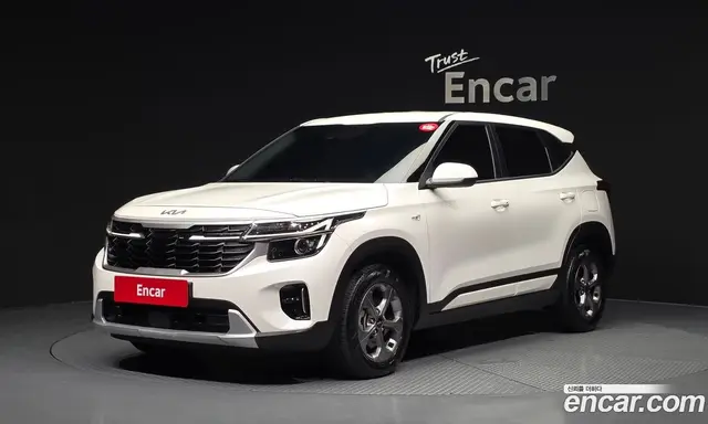 Kia Seltos 2024 1.6 автомат (гидро), миниатюра 1 Kia Seltos 2024 1.6 автомат (гидро), миниатюра 1