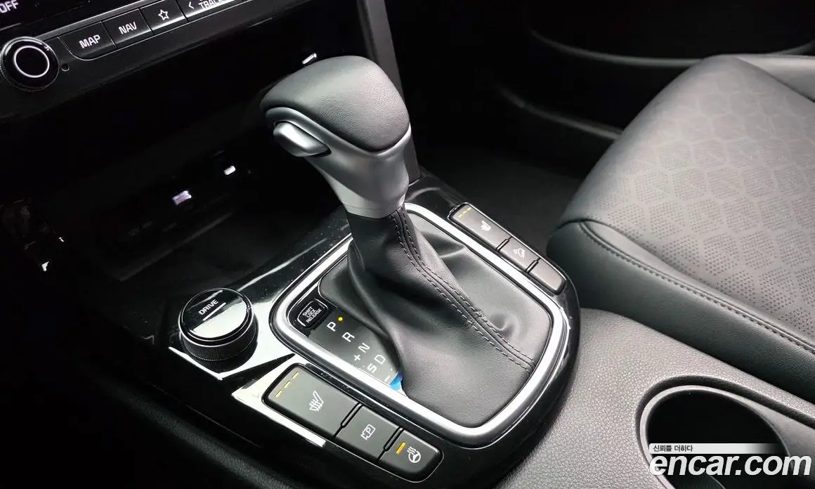 Kia Seltos 2024 1.6 автомат (гидро), фото 12 Kia Seltos 2024 1.6 автомат (гидро), фото 12