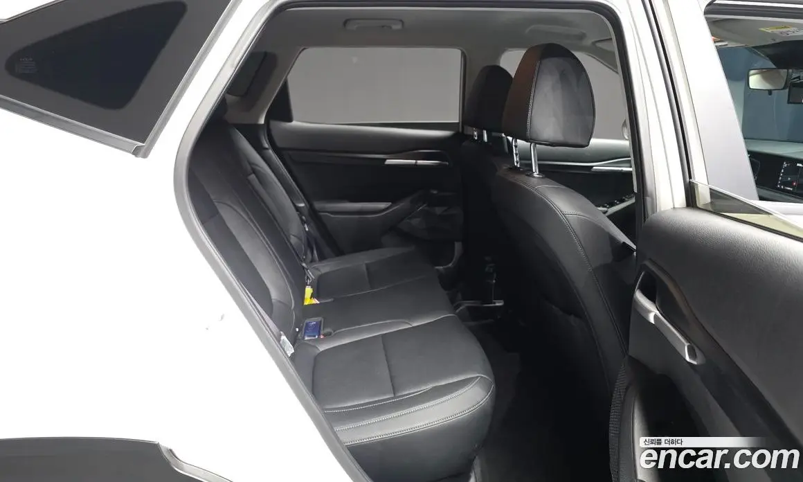 Kia Seltos 2024 1.6 автомат (гидро), фото 18 Kia Seltos 2024 1.6 автомат (гидро), фото 18