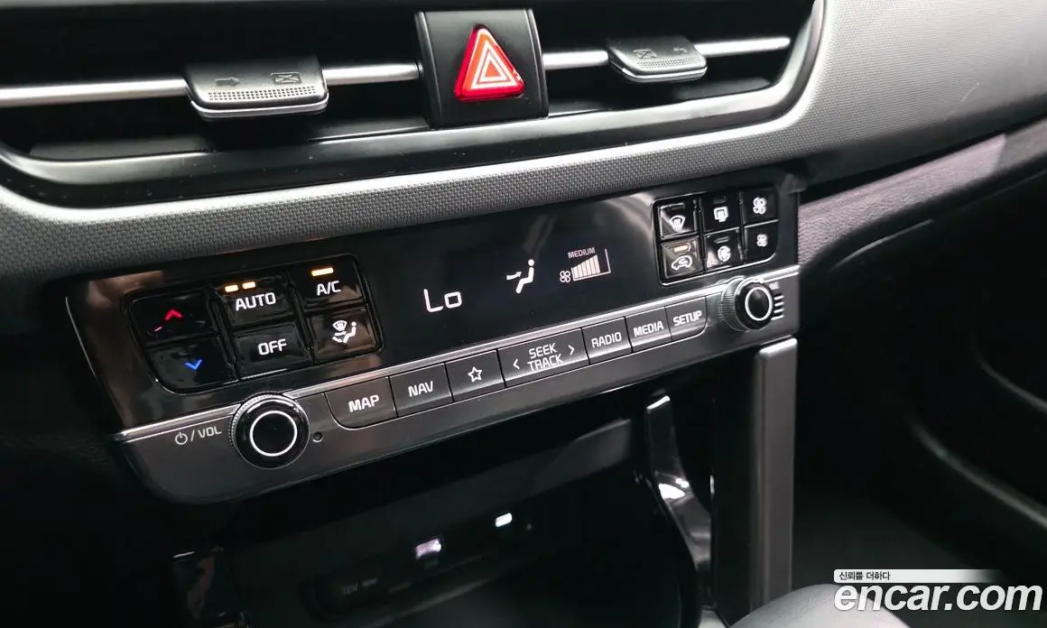Kia Seltos 2024 1.6 автомат (гидро), фото 23 Kia Seltos 2024 1.6 автомат (гидро), фото 23