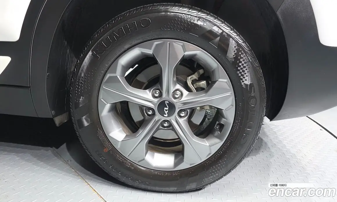 Kia Seltos 2024 1.6 автомат (гидро), фото 7 Kia Seltos 2024 1.6 автомат (гидро), фото 7