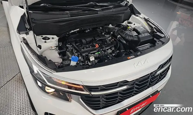 Kia Seltos 2025 1.6 автомат (гидро), миниатюра 5
