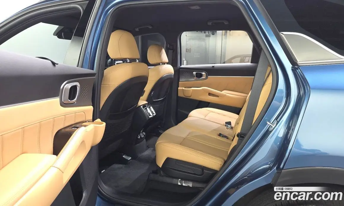 Kia Sorento 2021 2.5 автомат (гидро), фото 16 Kia Sorento 2021 2.5 автомат (гидро), фото 16