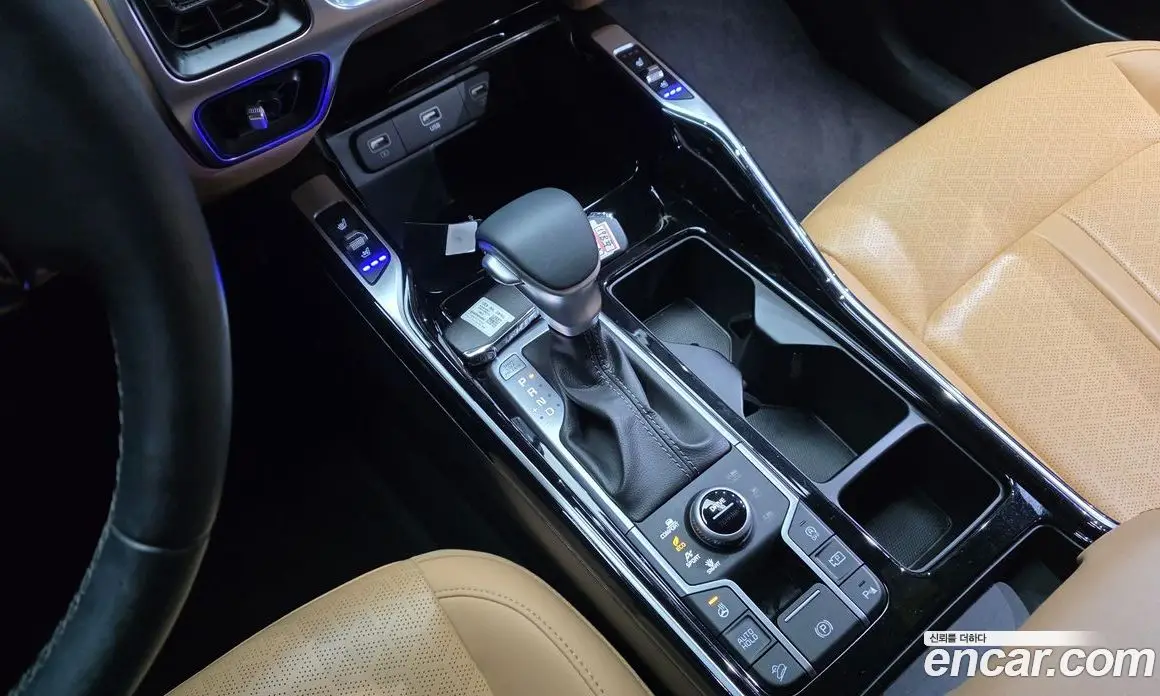 Kia Sorento 2023 2.5 автомат (гидро), фото 9 Kia Sorento 2023 2.5 автомат (гидро), фото 9
