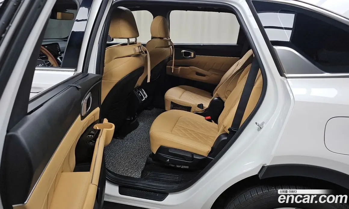 Kia Sorento 2023 1.6 автомат (гидро), фото 11