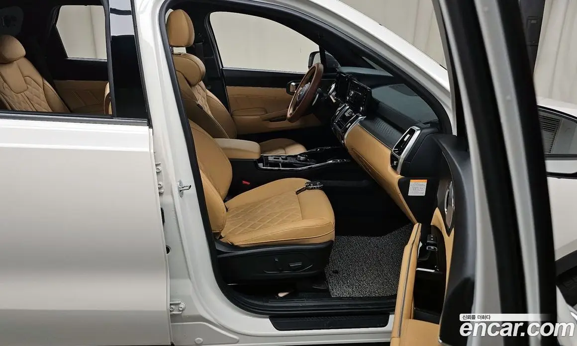 Kia Sorento 2023 1.6 автомат (гидро), фото 12