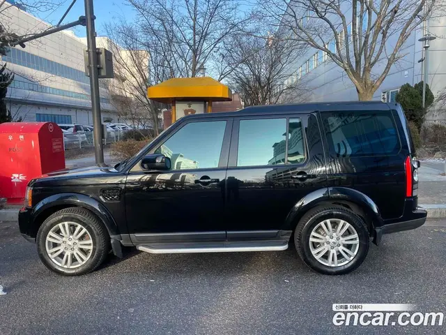 Land Rover Discovery 2012 3.0 автомат (гидро), миниатюра 2