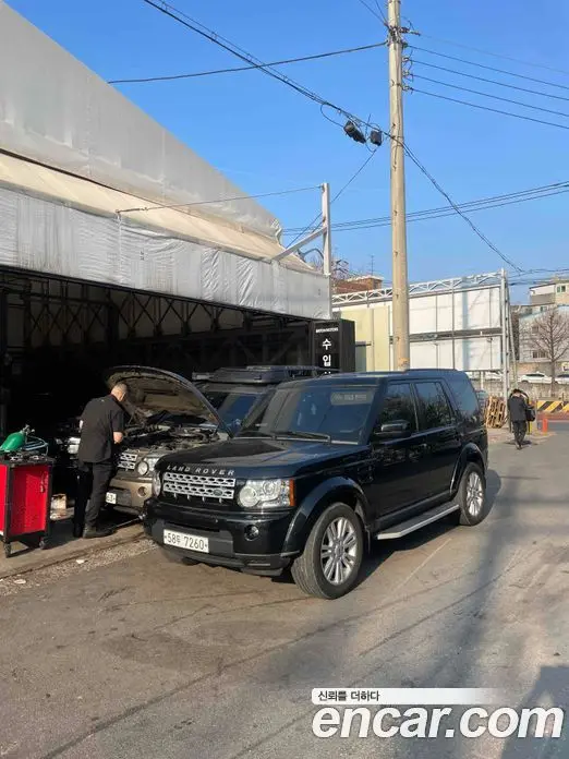 Land Rover Discovery 2012 3.0 автомат (гидро), фото 13