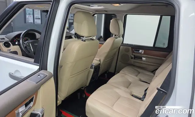 Land Rover Discovery 2015 3.0 автомат (гидро), миниатюра 11 Land Rover Discovery 2015 3.0 автомат (гидро), миниатюра 11