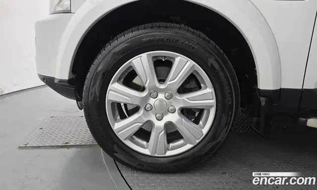 Land Rover Discovery 2015 3.0 автомат (гидро), миниатюра 5 Land Rover Discovery 2015 3.0 автомат (гидро), миниатюра 5