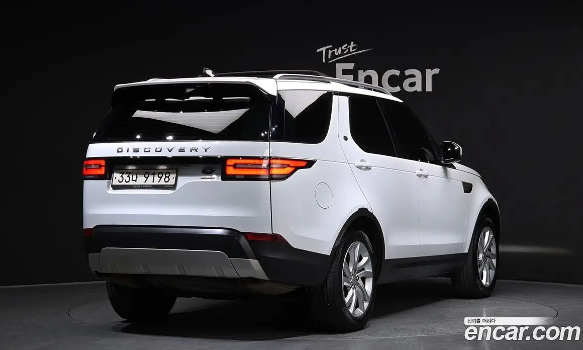 Land Rover Discovery 2017 3.0 автомат (гидро), фото 2 Land Rover Discovery 2017 3.0 автомат (гидро), фото 2